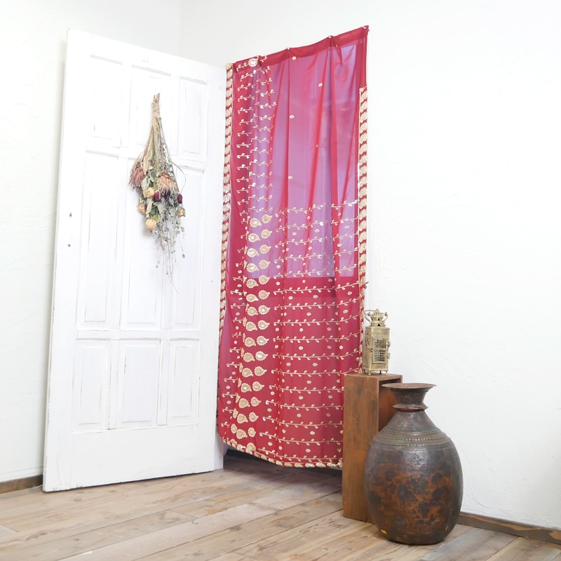 ザリ刺繍オールドサリードアカーテン 180cm｜マライカ公式通販