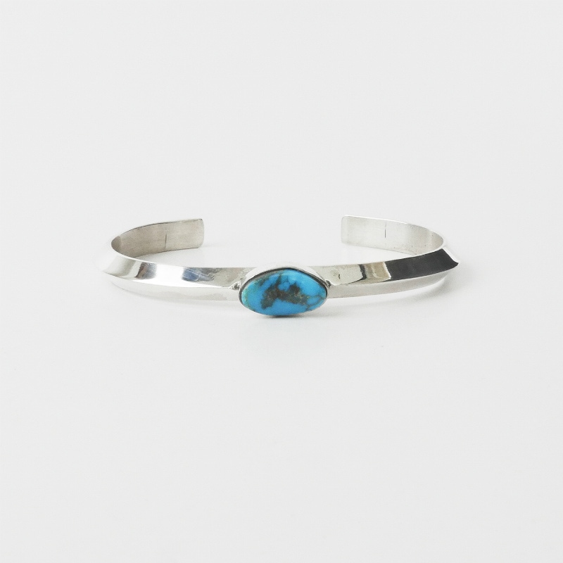 151mm ナバホ族 Robin Tsosie レッドマウンテン バングル｜マライカ