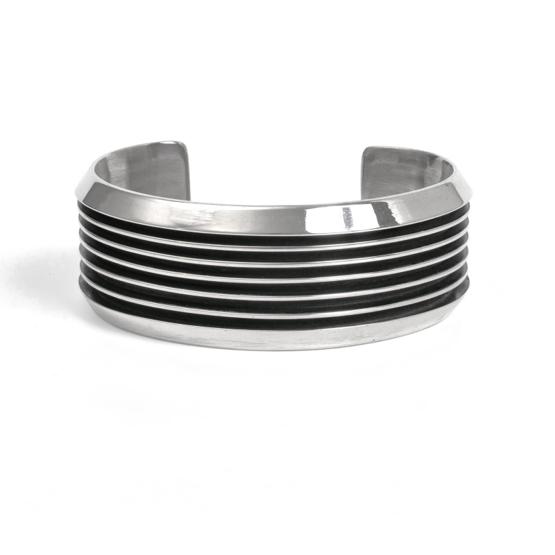 145mm トムホーク トライアングルボーダー バングル｜マライカ公式通販