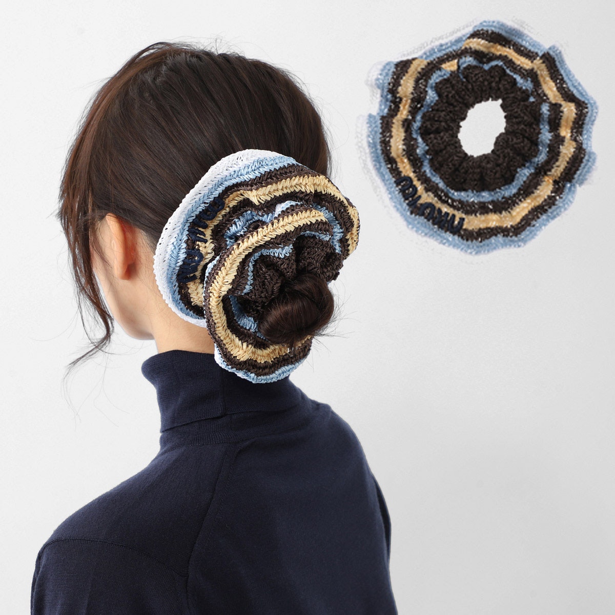 miu miu ミュウミュウ シュシュ/ヘアゴム/CROCHET SCRUNCHIE ロゴ刺繍