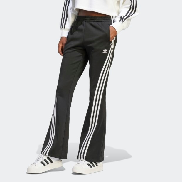 レディース Adilenium フレア トラックパンツ ブラック ｜アパレル