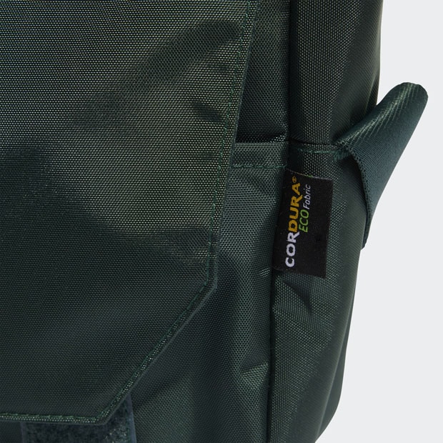 アディカラー コンテンポ ユーティリティ メッセンジャーバッグ S