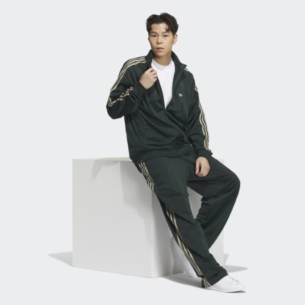 トラックジャケット（ジェンダーニュートラル） シャドーグリーン