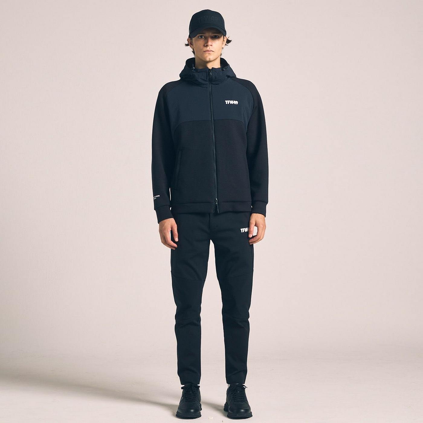 TFW49(ティーエフダブリューフォーティーナイン) CARDBOARD MATERIAL