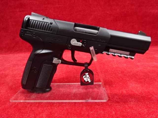 店内全品5％OFFクーポン】東京マルイ 18歳以上用 FN5-7 ガスブロー