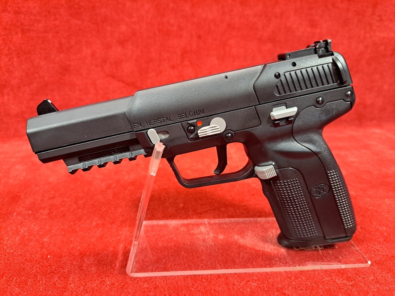 マルシン FN Five-seveN 6mmBB CO2ブローバック 真鍮ピストン VER.2 BK