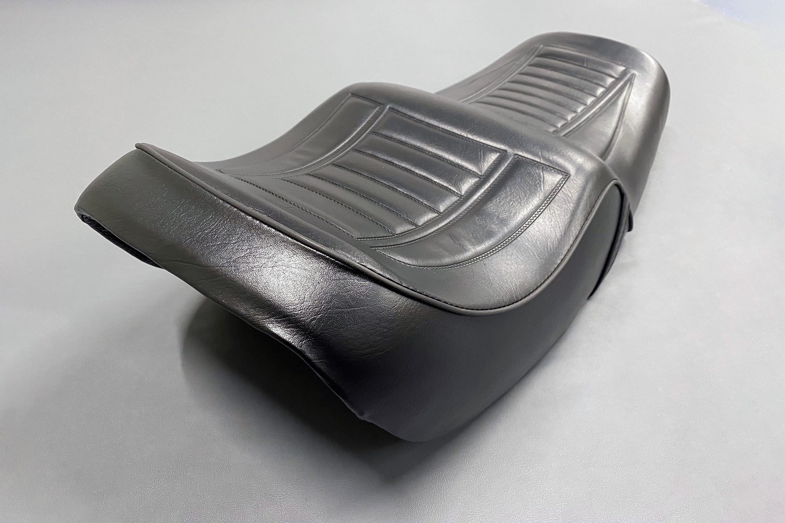 Z400FX E1-E3 シートASSY | シート | 株式会社エムテック・中京