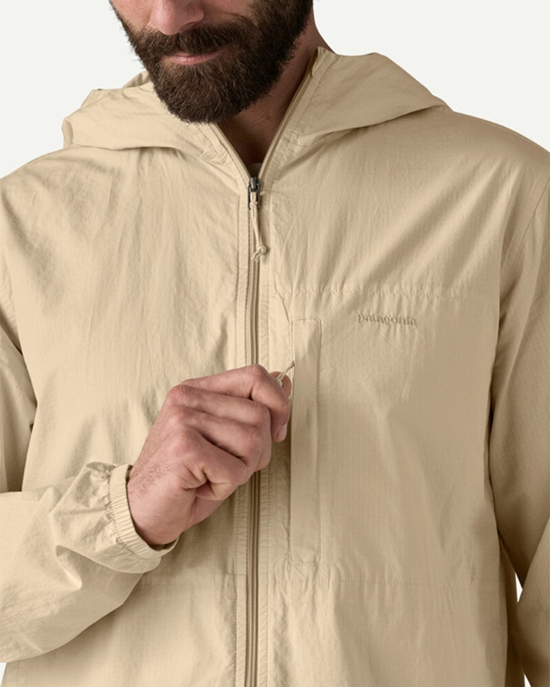 オーガニックコットン100％のリップストップで作られた、フーディニ