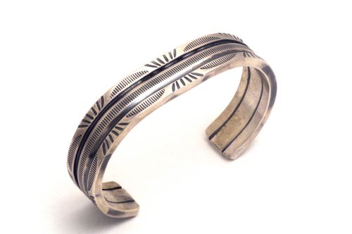 アーティスト別,ナバホ族アーティスト,ARNOLD GOODLUCK（アーノルド