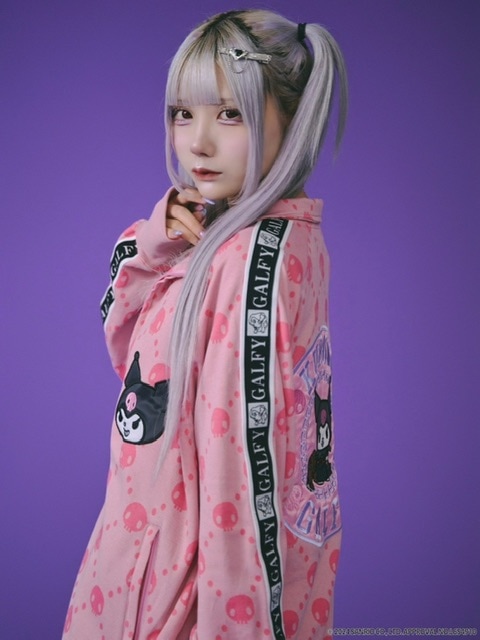 GALFY×KUROMI】ドクロだらけセットアップ / 【ガルフィー×クロミ】ロゴ