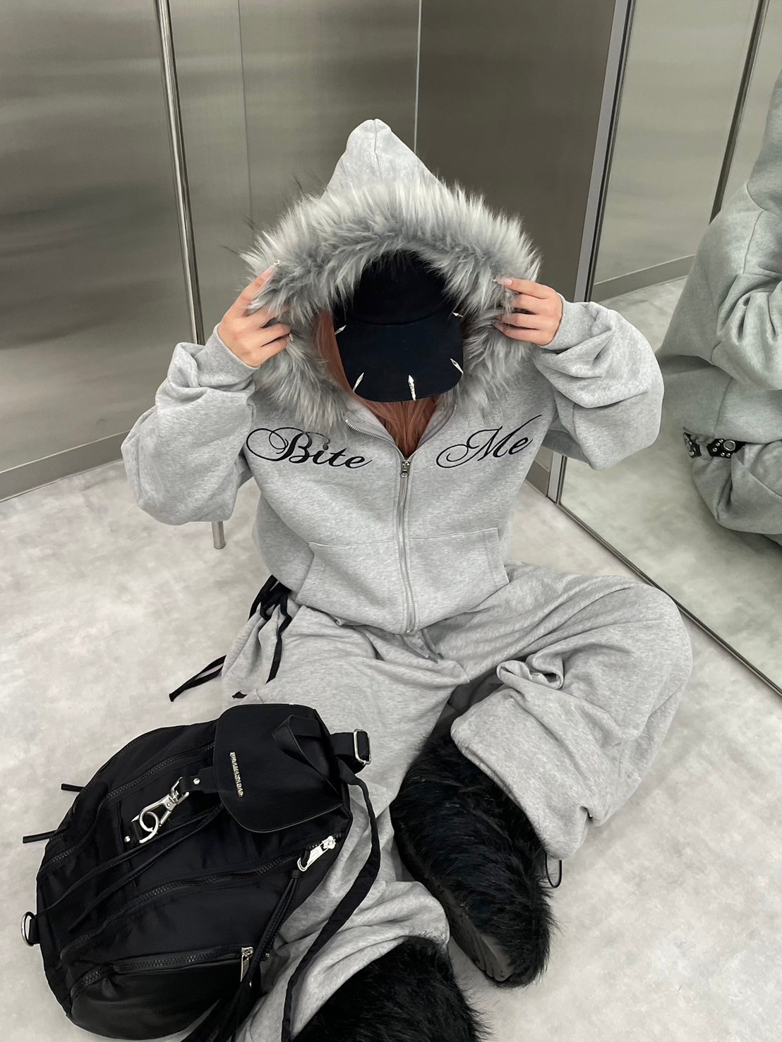 nmtc +】embroidery fur zip up hoodie (2color) | OUR BRAND,nmtc +