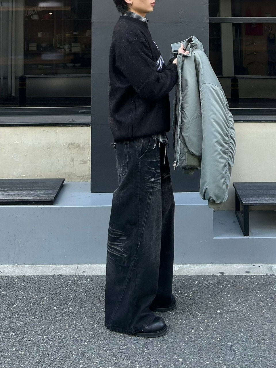 受注制【Chikashitsu +】curve stitch wide denim pants