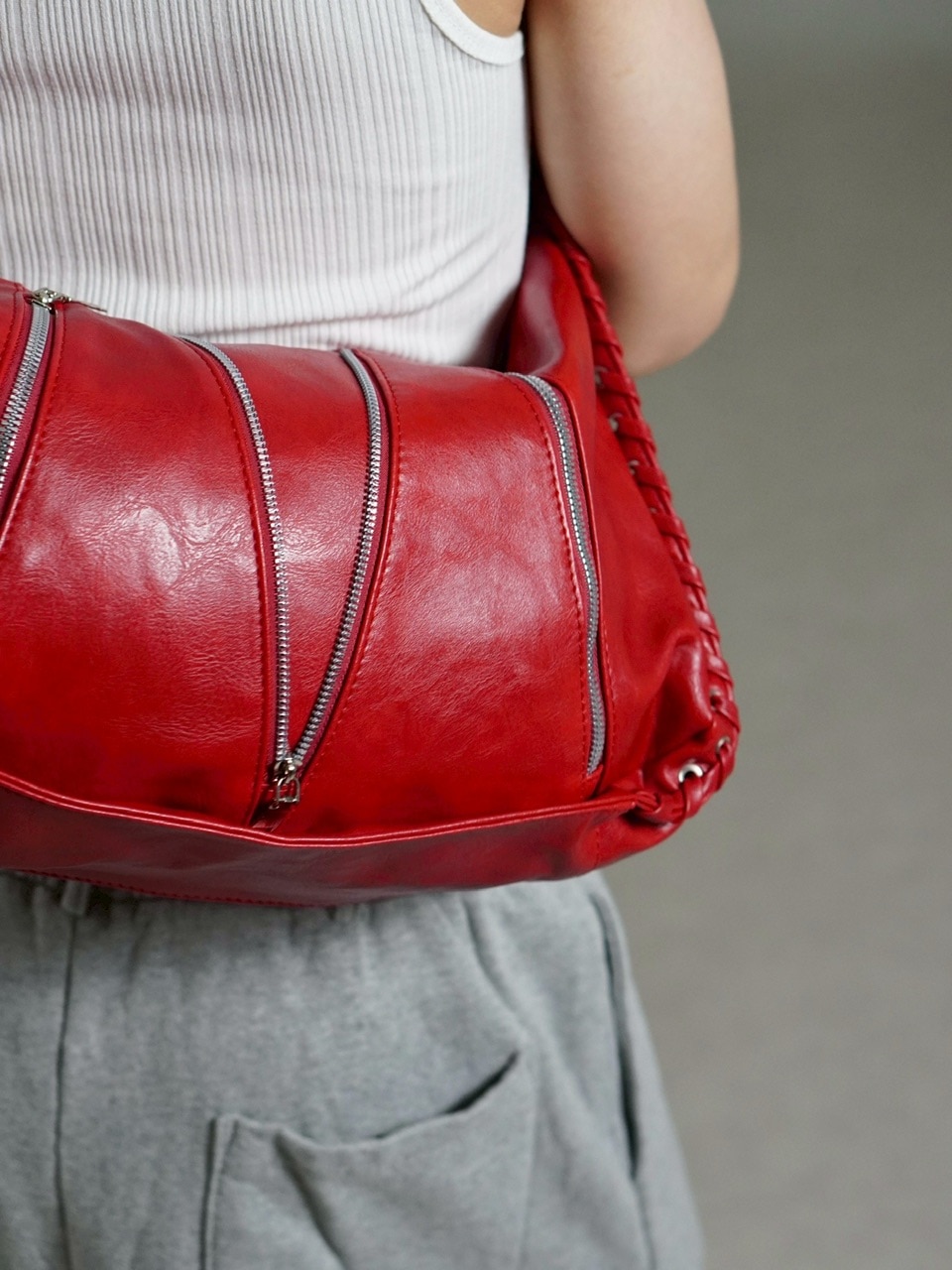 受注制【Chikashitsu +】big zip Non-leather material bag