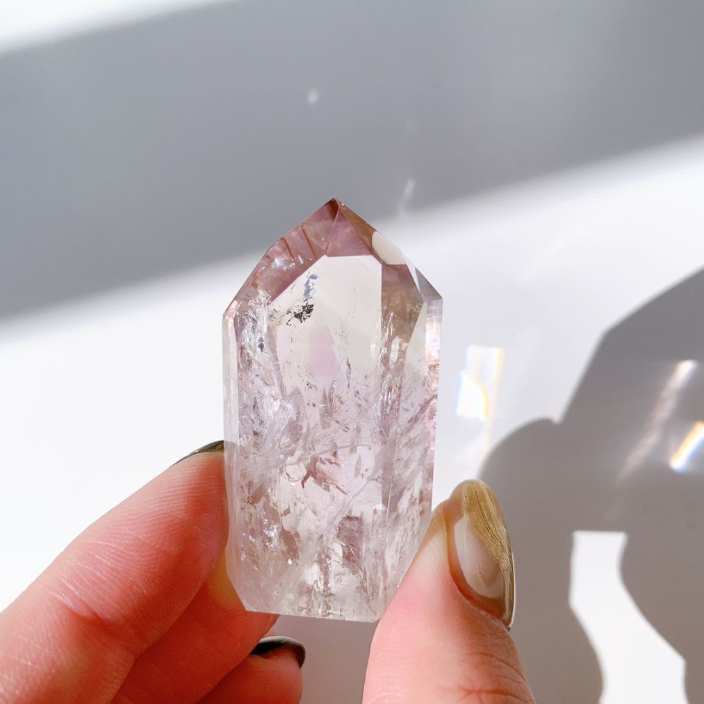 パウエライトファントムアメジスト ポイント | ポイント | Crystals by