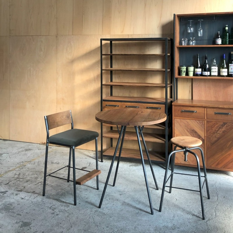 Kurage bar stool 01｜クラゲ バースツール 01 讃岐産クヌギ無垢材