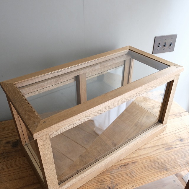 木枠のガラスケース 卓上｜古家具,ガラスケース・ショーケース｜古家具