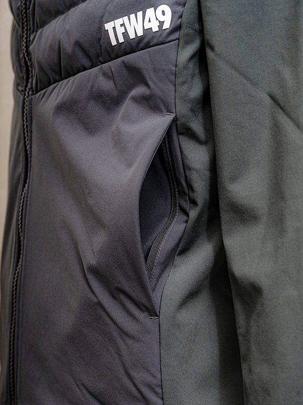 TFW49 SHIELD WARMER BLOUSON / BLACK | ALL ITEM | rumbleFISH