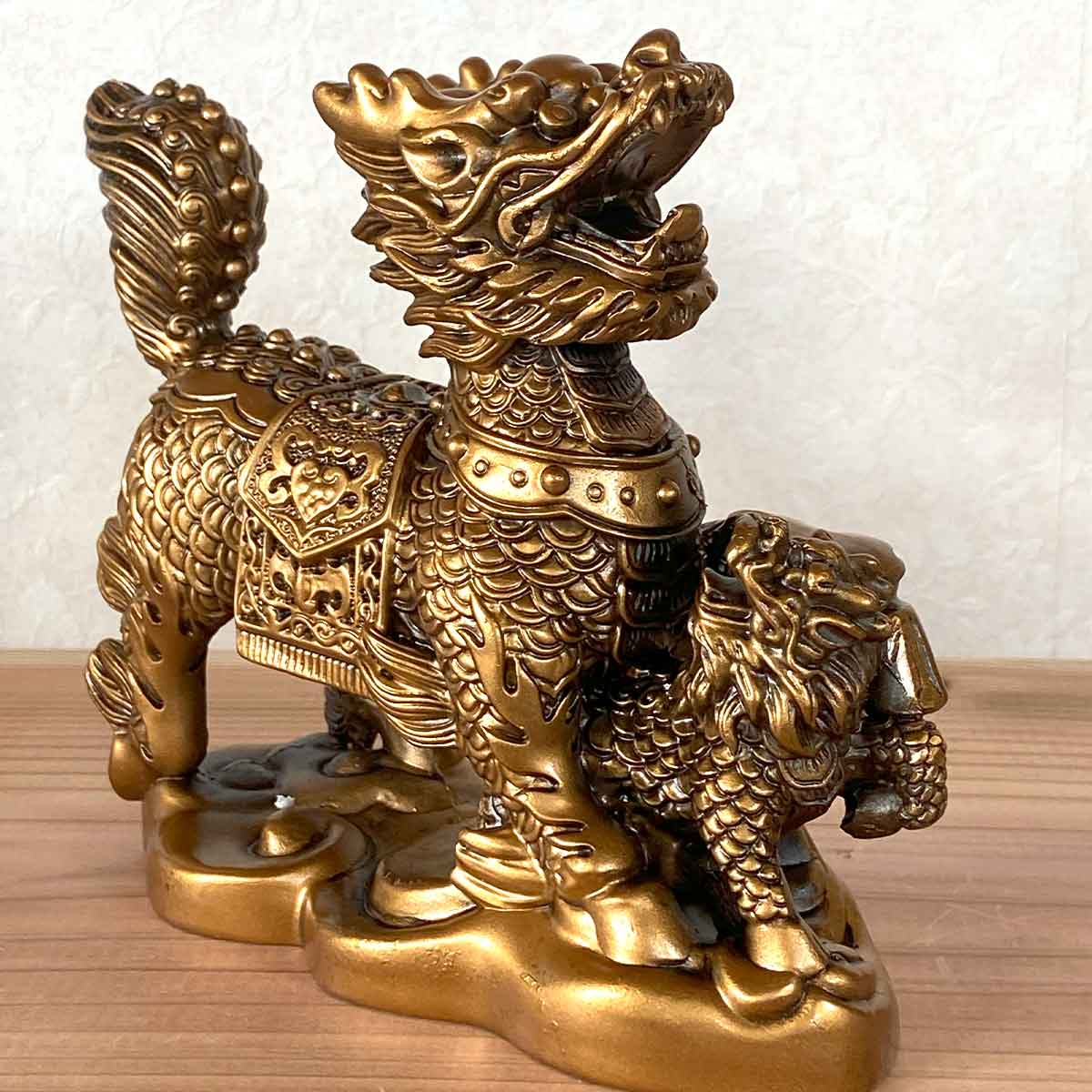 麒麟（キリン）雌雄ペア置物 ｜風水開運・平和と安定をもたらす瑞獣