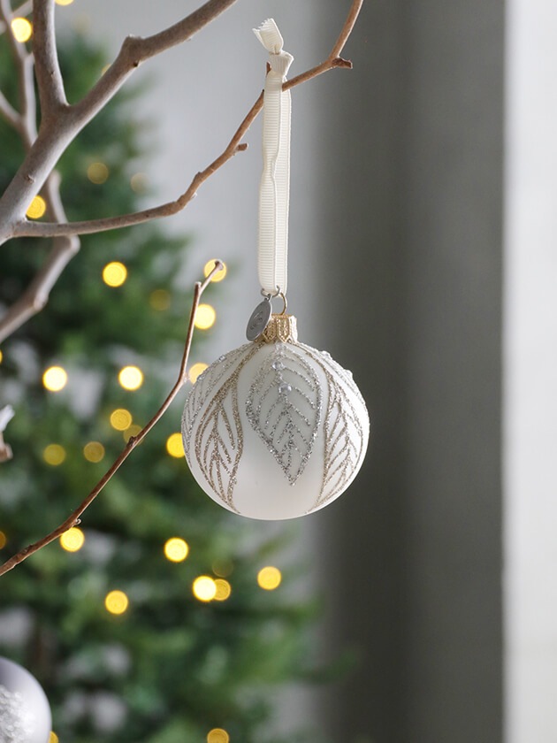 Lene BjerreガラスオーナメントLeavesホワイト6cm サラグレース