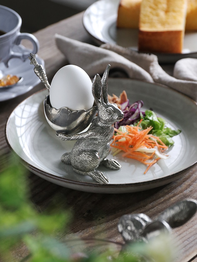 Pewterエッグスタンド＆スプーン キャリーRabbit