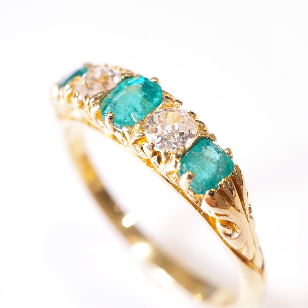 アンティークジュエリー アンティークリング エメラルド ダイヤモンド