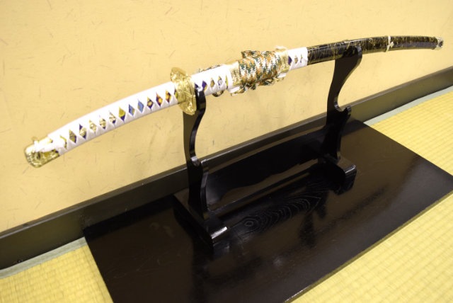 陣太刀 金雲鞘太刀拵え 中級模造刀仕様 刀袋付｜【公式】模造刀・居合