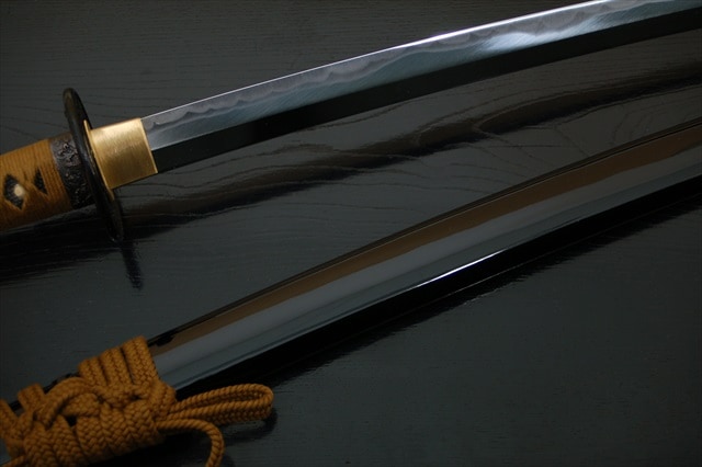 即納品 長曾称虎徹 近藤勇愛刀 亜鉛合金刀身 刀袋付 高級模造刀