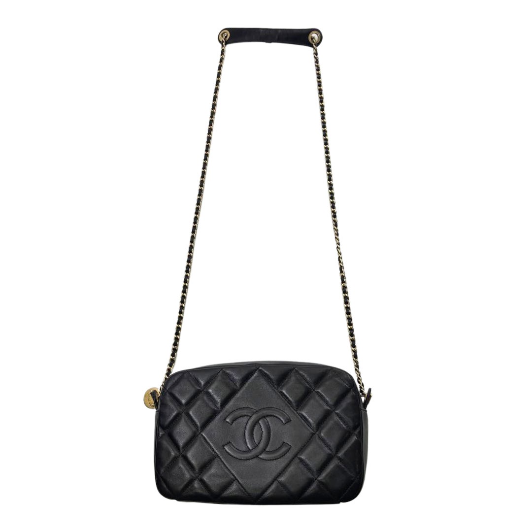 CHANEL シャネル チェーンショルダーバッグ 21cm ダイヤモンドCC