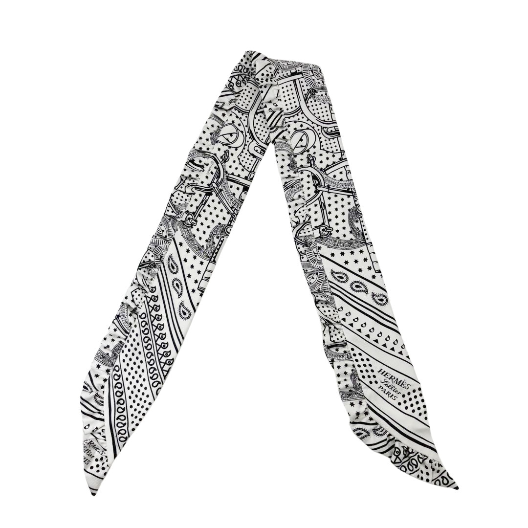 HERMES エルメス スカーフ ツイリー フリル 『Eperon d'Or Bandana