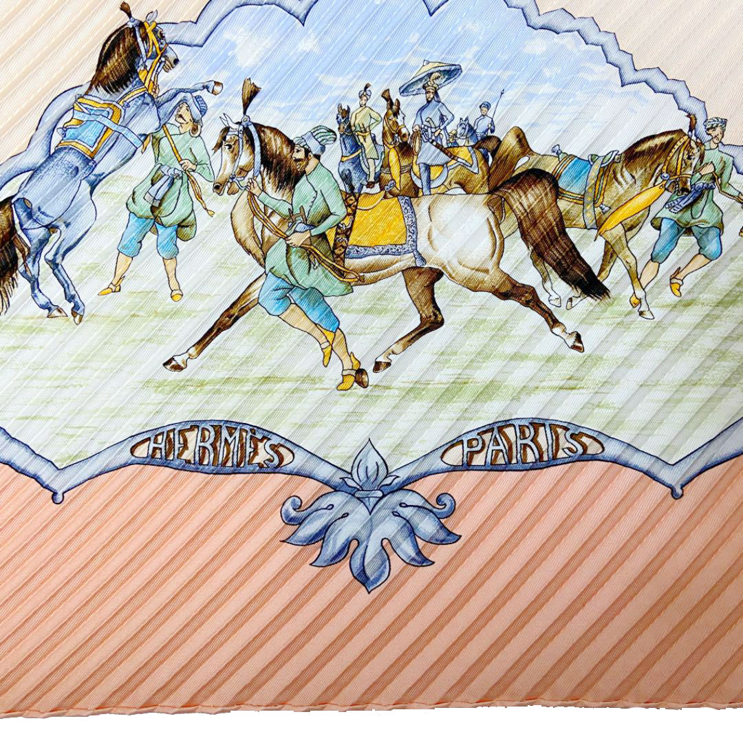 HERMES エルメス プリーツスカーフ 『LES CHEVAUX DES MOGHOLS（ムガル