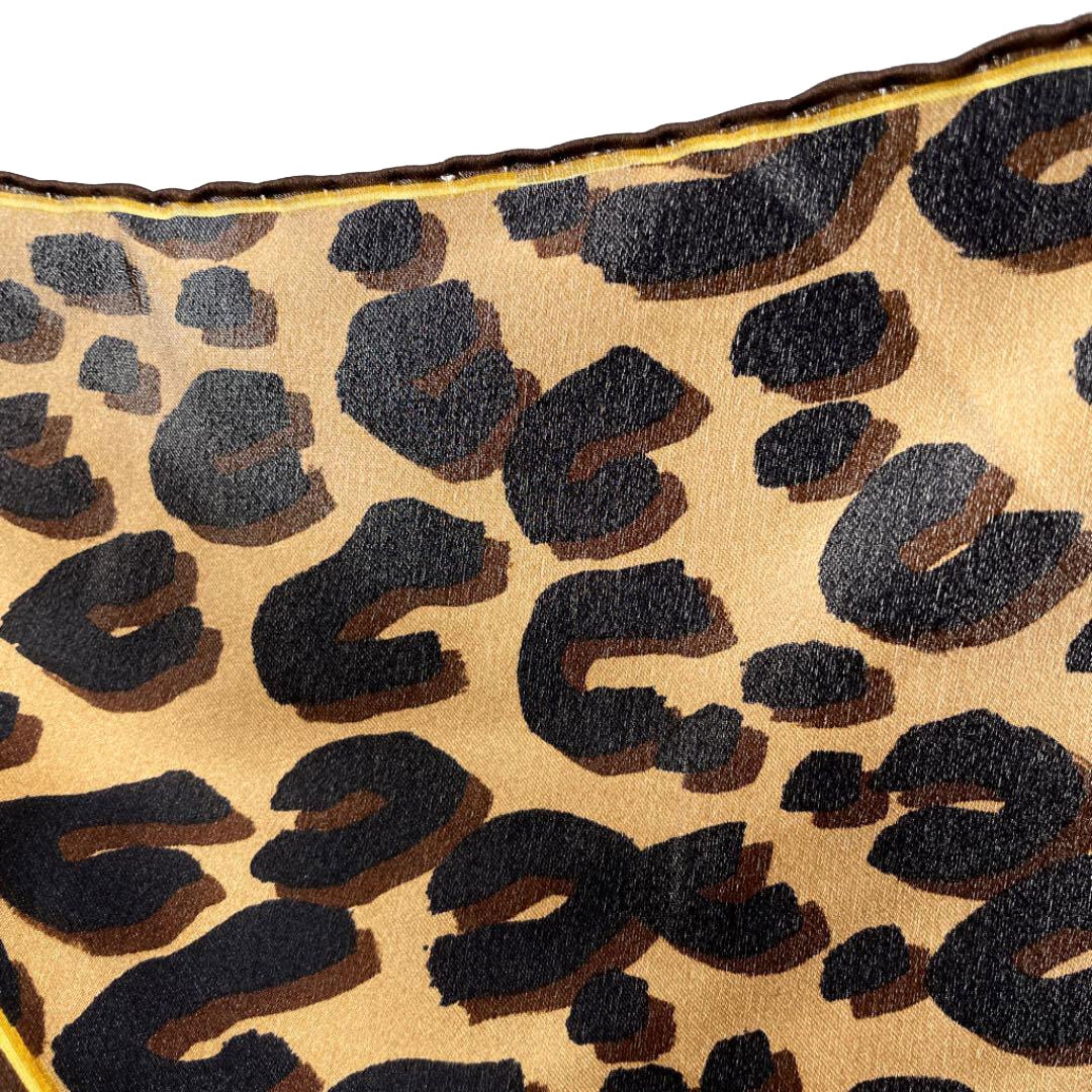 LOUIS VUITTON ルイヴィトン スカーフ カレ モノグラム レオパード