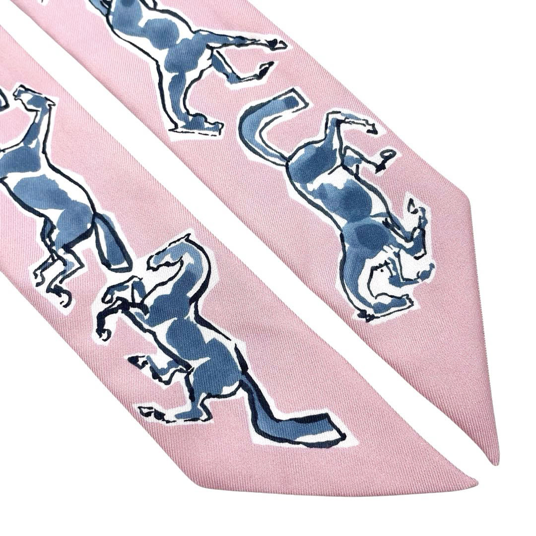 HERMES エルメス スカーフ ツイリー 『chevaux en liberte(自由の馬