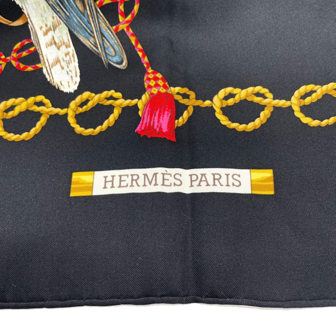 HERMES エルメス スカーフ カレ90 『LES OISEAUX DU ROY(王の鳥たち