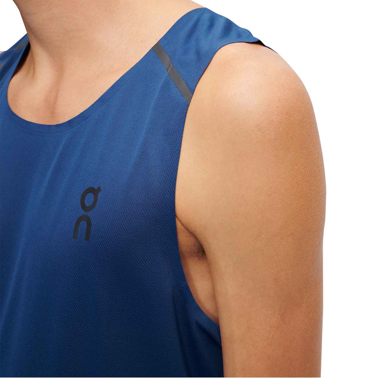 On オン Tank-T ランニングタンクトップ ・タンクT Denim｜Navy