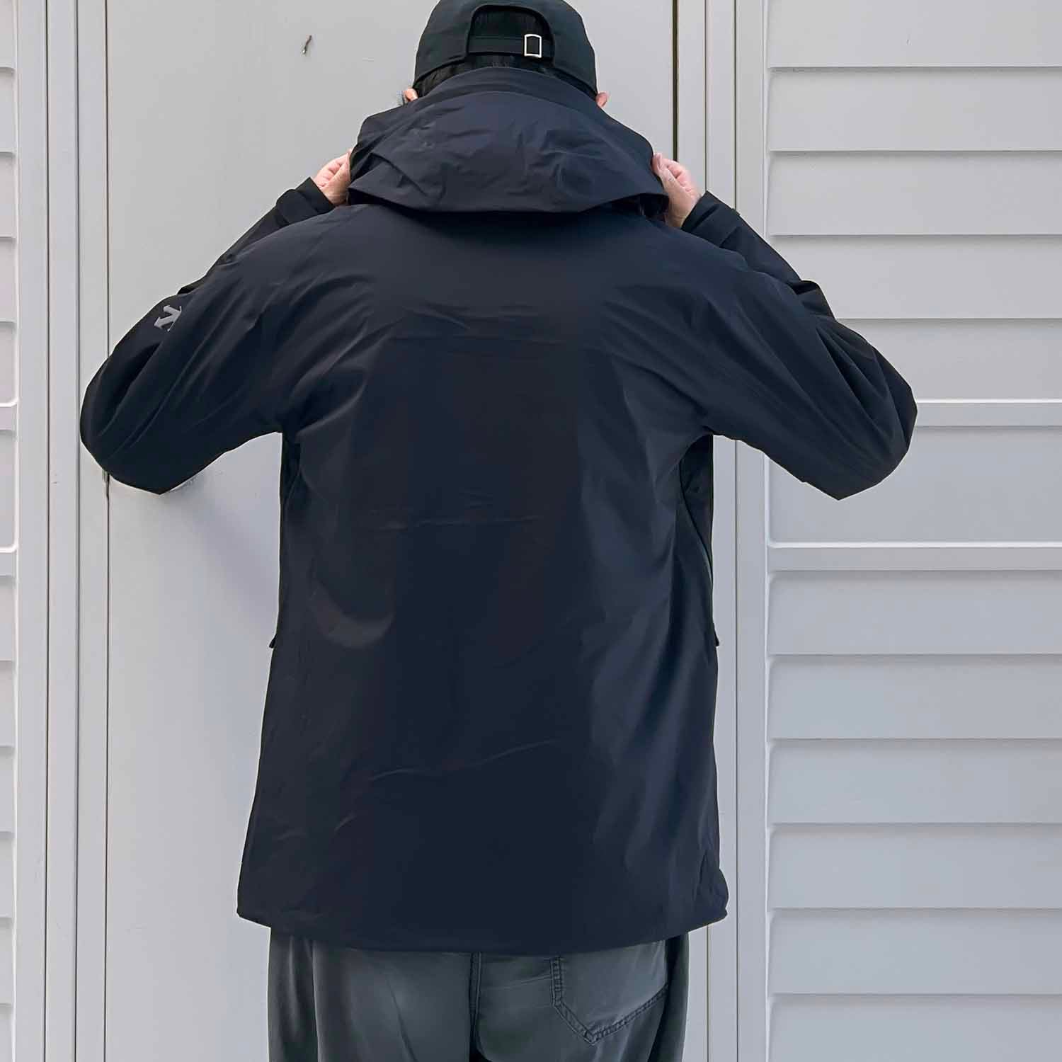 DESCENTE ALLTERRAIN HARD SHELL JACKET CREAS デサントオルテライン