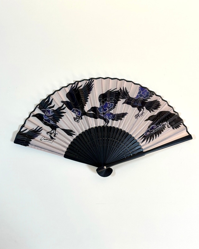 some-pri 布扇子 「雲八咫烏」 ピンクベージュ | すべての商品 | some