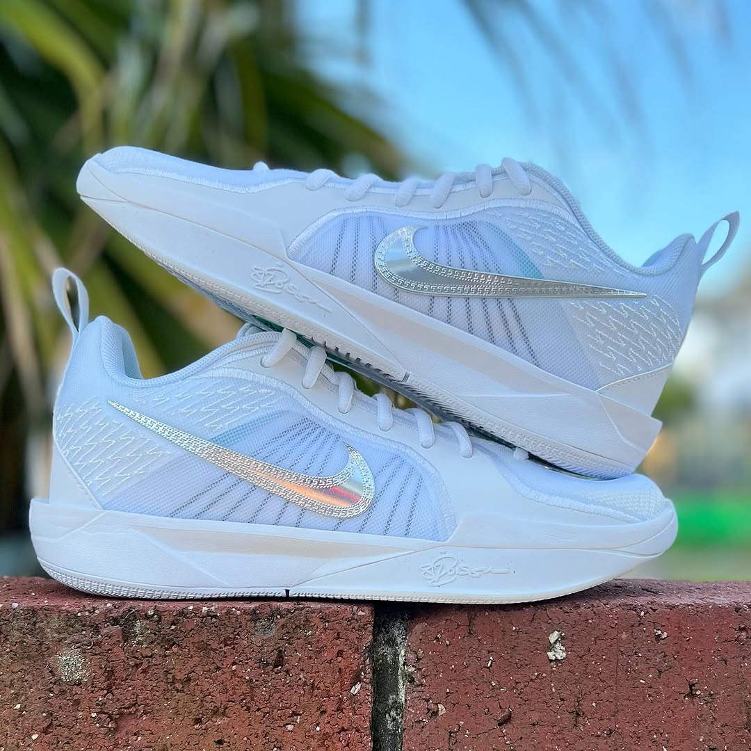 NIKE SABRINA 2 GS ナイキ サブリナ 2 キッズ ミニバス 子供 女性