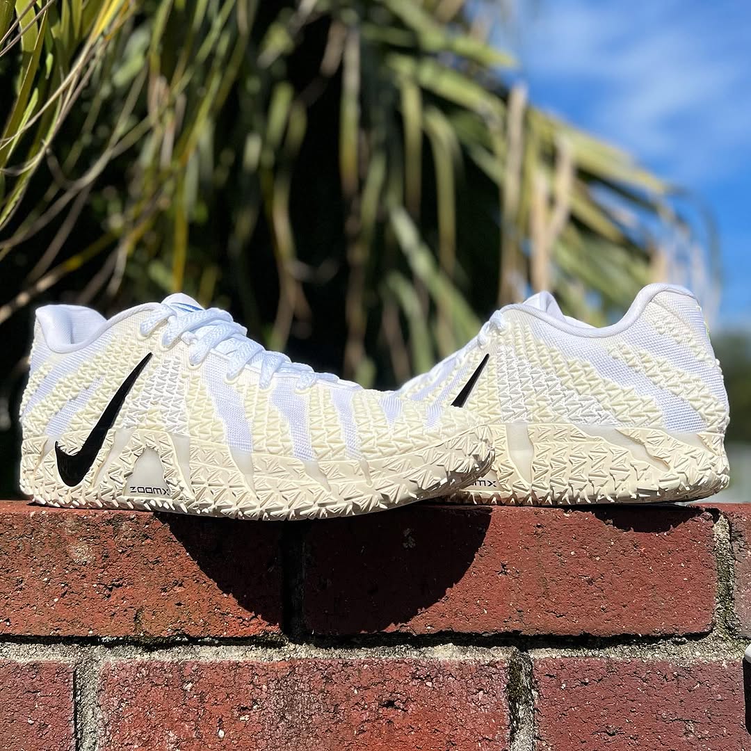NIKE JA 3 EP 'COCONUT MILK' ナイキ ジャ 3 ジャ モラント 【MEN'S