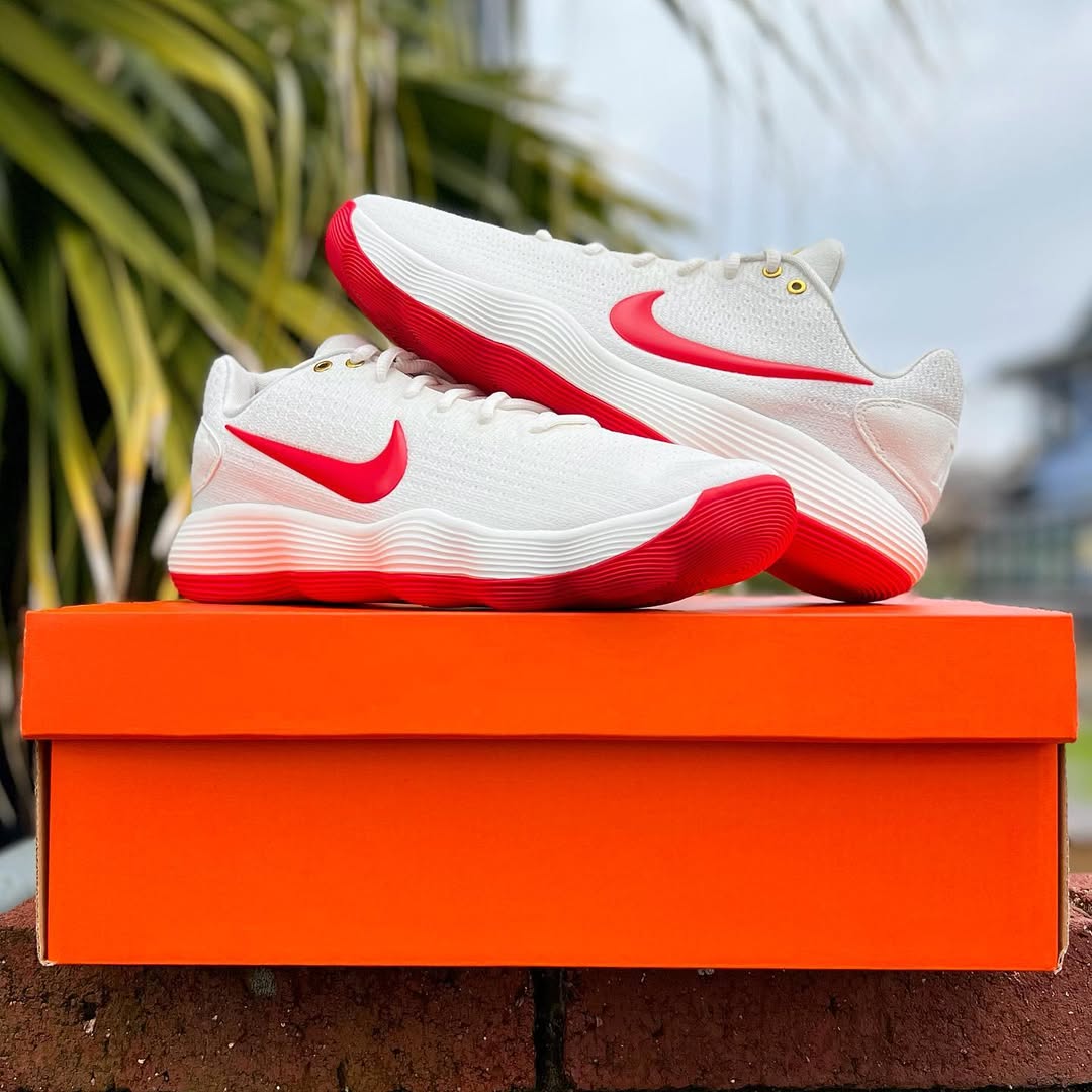 NIKE HYPERDUNK 2017 LOW EP ナイキ ハイパーダンク 2017 EPモデル