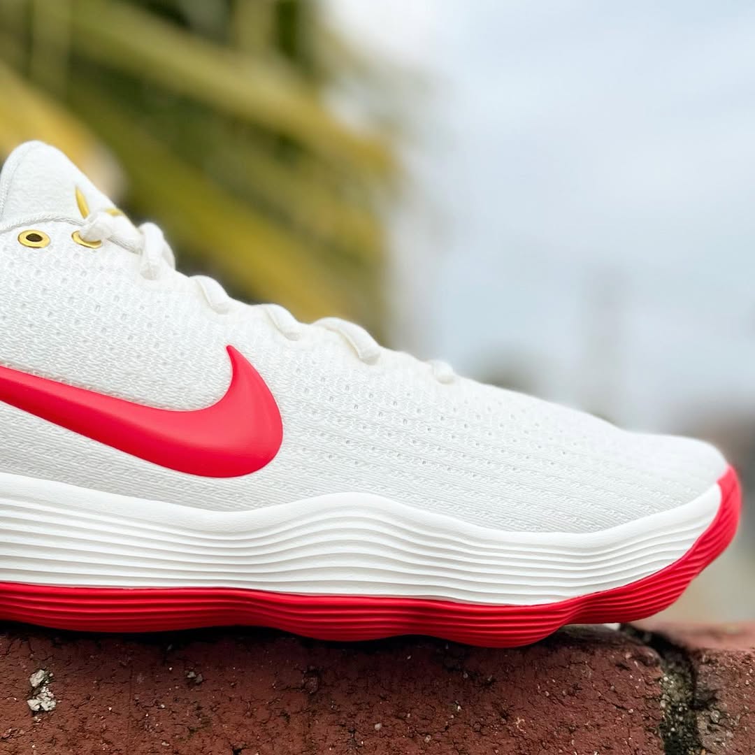 NIKE HYPERDUNK 2017 LOW EP ナイキ ハイパーダンク 2017 EPモデル