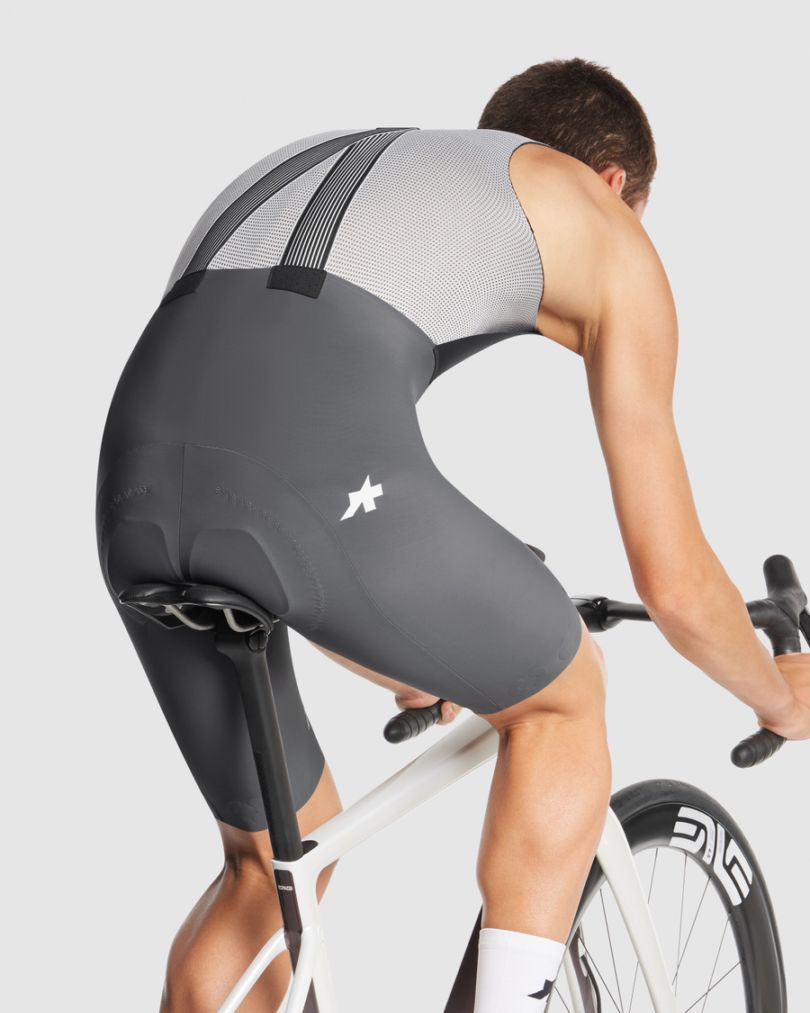 SALE〈ASSOS〉EQUIPE RSR BIBSHORTS S9 TARGA ビブショーツ _Black