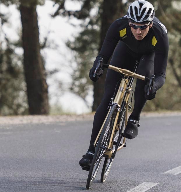 ASSOS〉EQUIPE RS SPRING FALL ビブショーツ S9 _BlackSeries | ASSOS