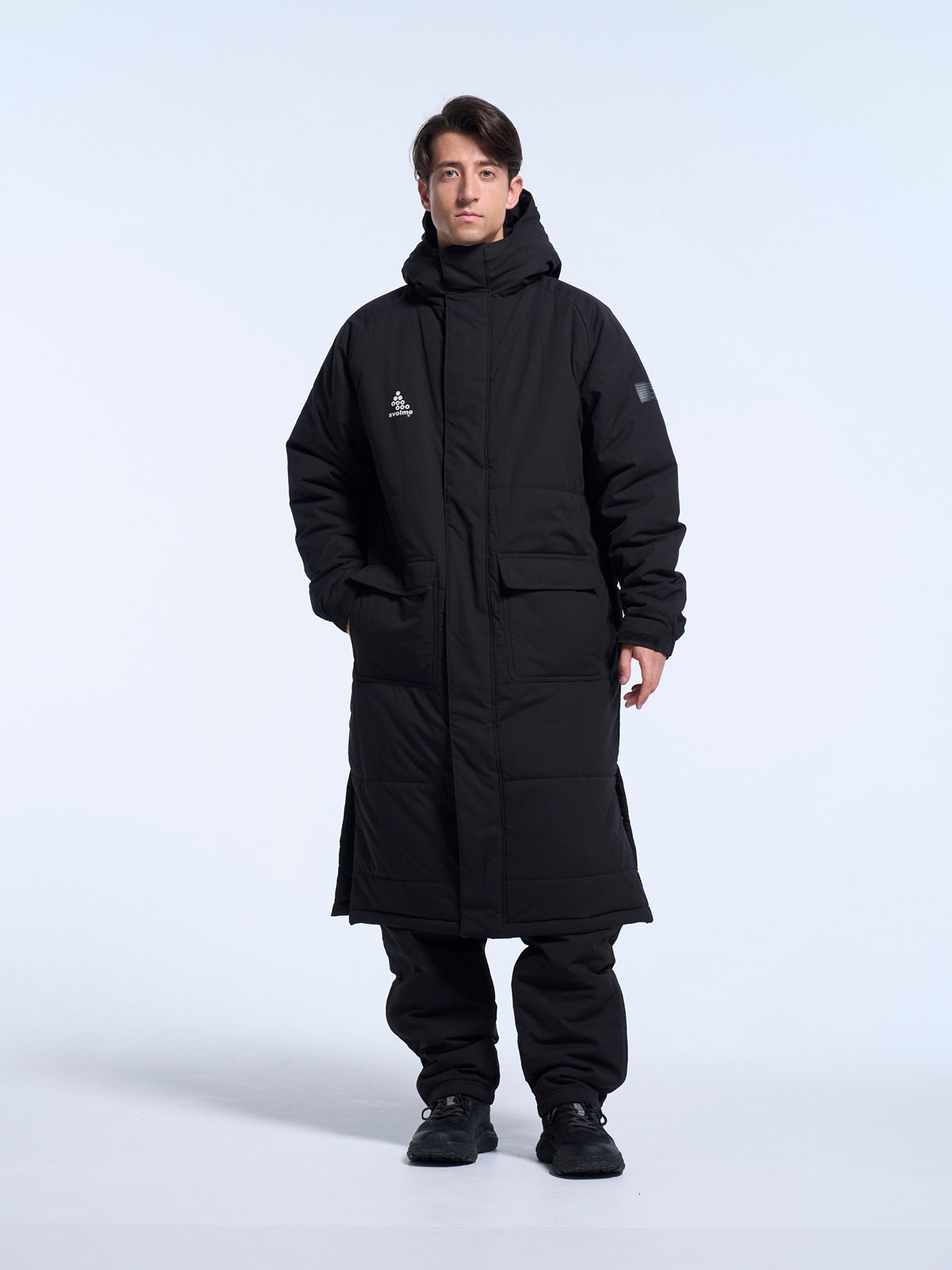 svolme ブラック ベンチコート SVOLME（スボルメ） 発熱中綿ベンチコート 大人用 サッカー フットサル