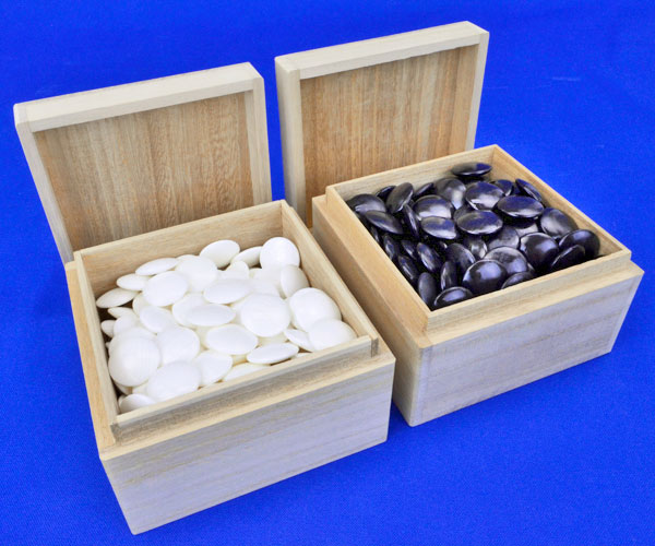 数量限定特売品の蛤碁石セット 日向特製蛤碁石 22号 実用 (厚み6.3mm