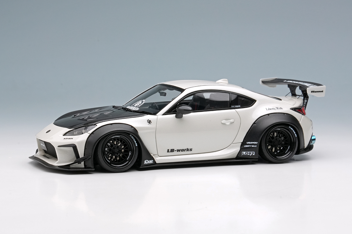 Make Up Co., Ltd. / LB Nation GR86