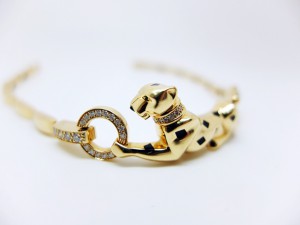 パンテール ドゥ カルティエ パンサーモチーフ ブレスレット｜広島