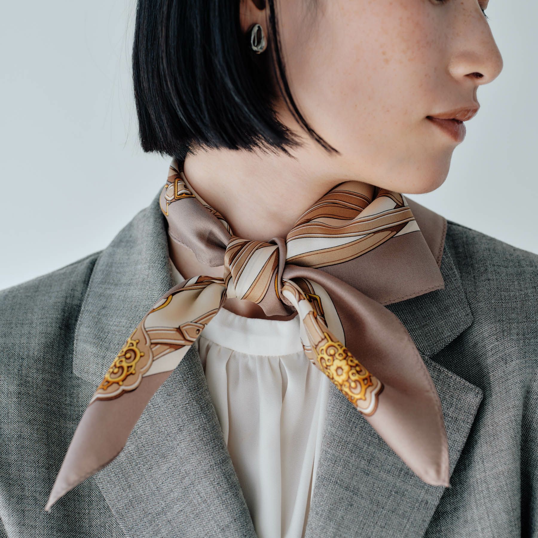 チェーン柄スカーフ＜ベージュ＞ シルク100% 日本製 | Maria Rouk