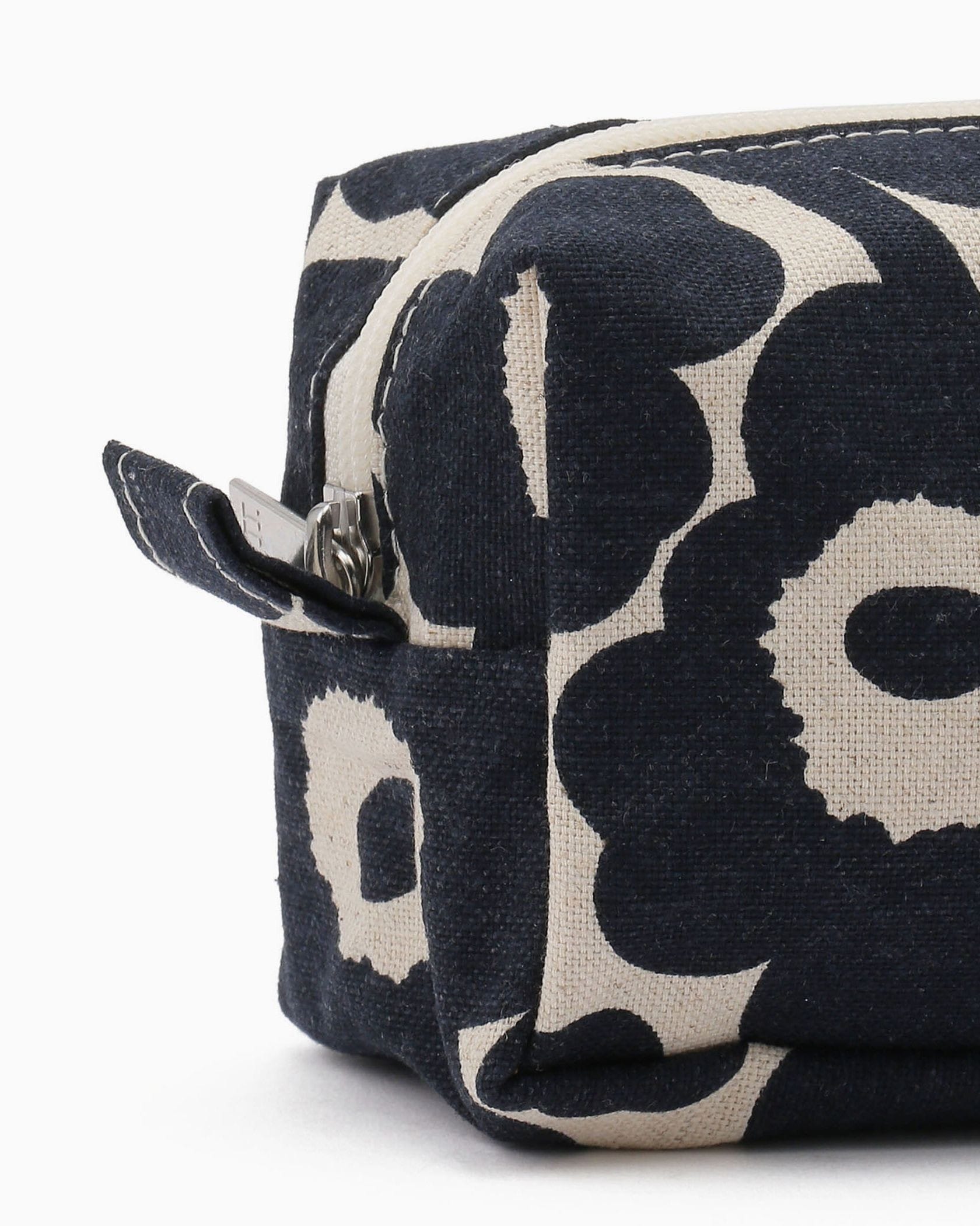 Mini Unikko Tiise ポーチ | Maija Isola | Marimekko (マリメッコ