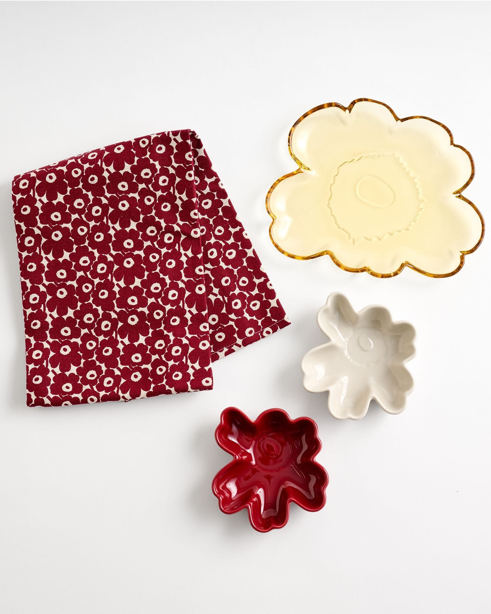 オンライン限定】Unikko ガラスプレート ＆ ボウルセット ＆ Pikkuinen