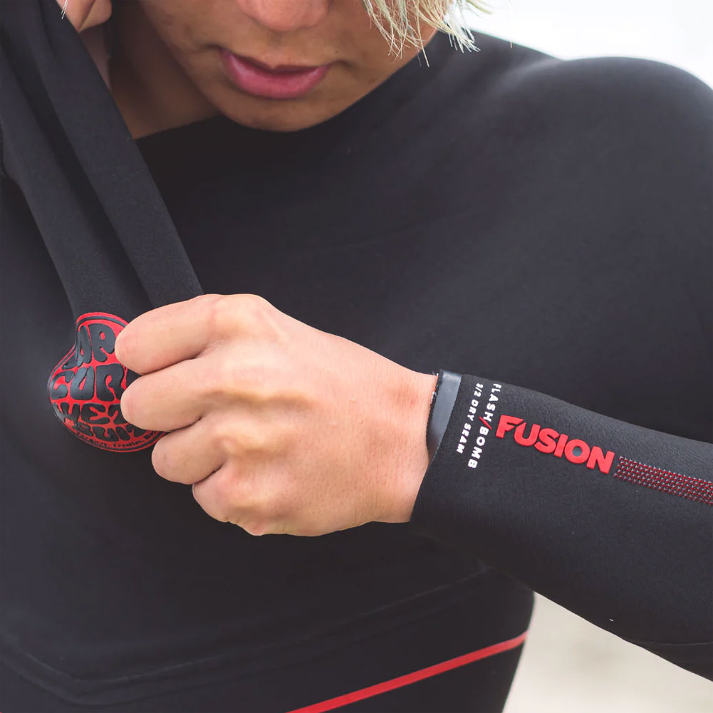 NEW!!】RIPCURLから冬のサーフィンも快適！高性能ウェットスーツ